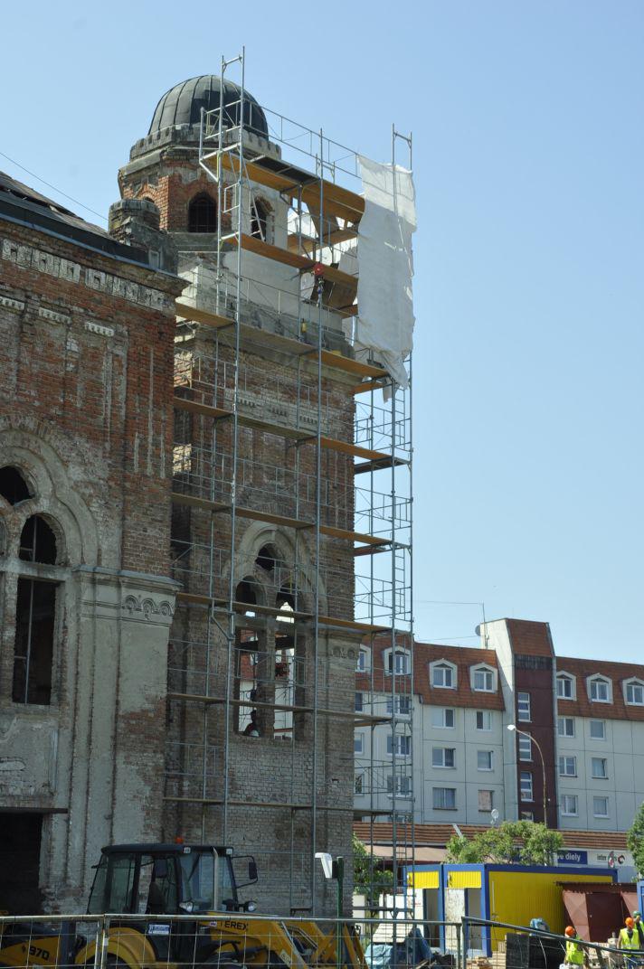 Historická synagóga v Lučenci čelí novým rokovaniam